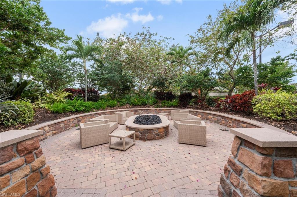8448 Rosa CT