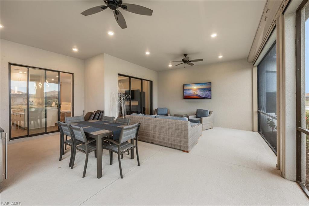 8448 Rosa CT