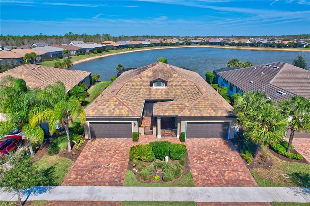 7815 Jacaranda LN
