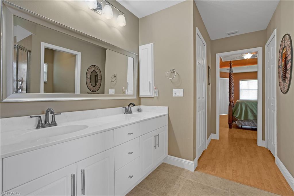 106 SW 11th TER