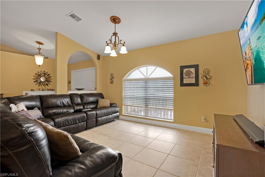 106 SW 11th TER