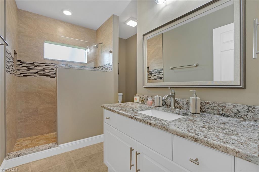 106 SW 11th TER
