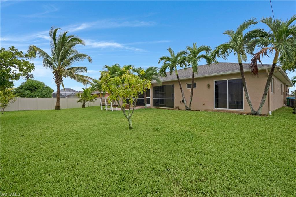 106 SW 11th TER