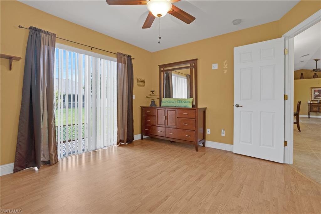106 SW 11th TER