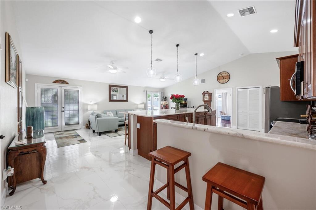 5831 Dogwood WAY