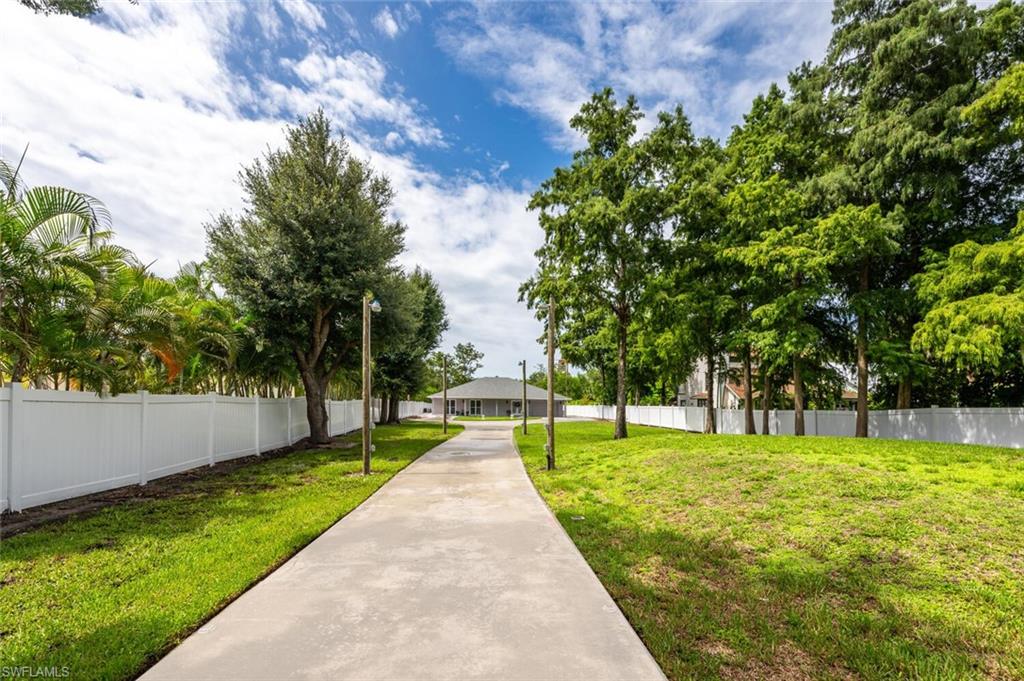 5831 Dogwood WAY