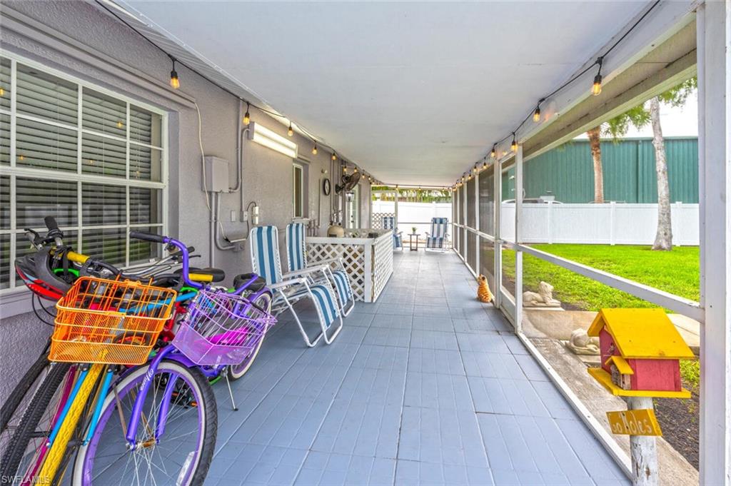 5831 Dogwood WAY