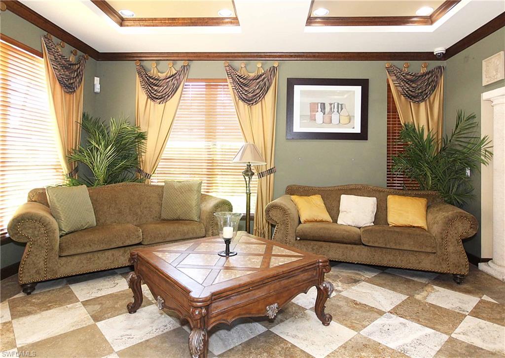 1160 Reserve WAY # 305