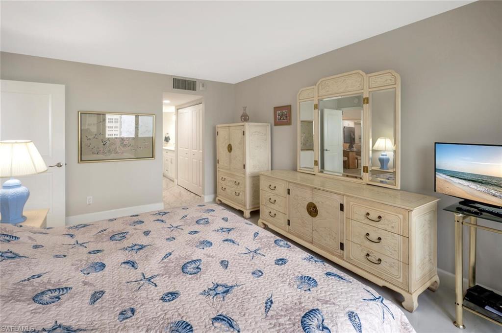 4005 Gulf Shore BLVD N # 805