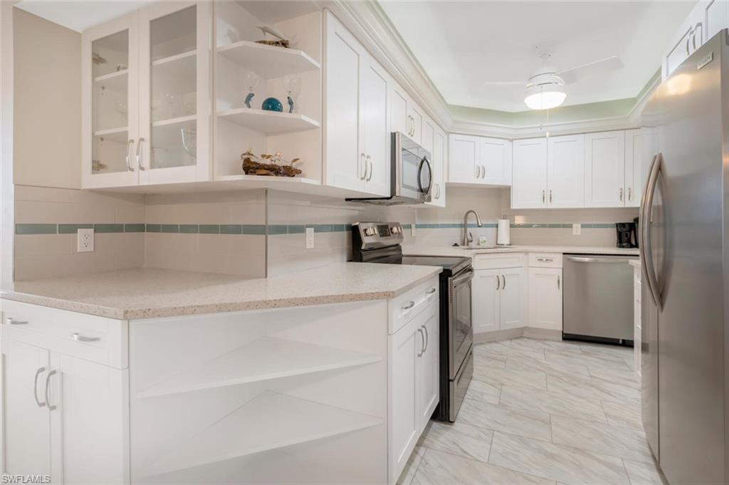 4005 Gulf Shore BLVD N # 805