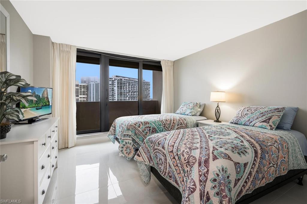 4005 Gulf Shore BLVD N # 805