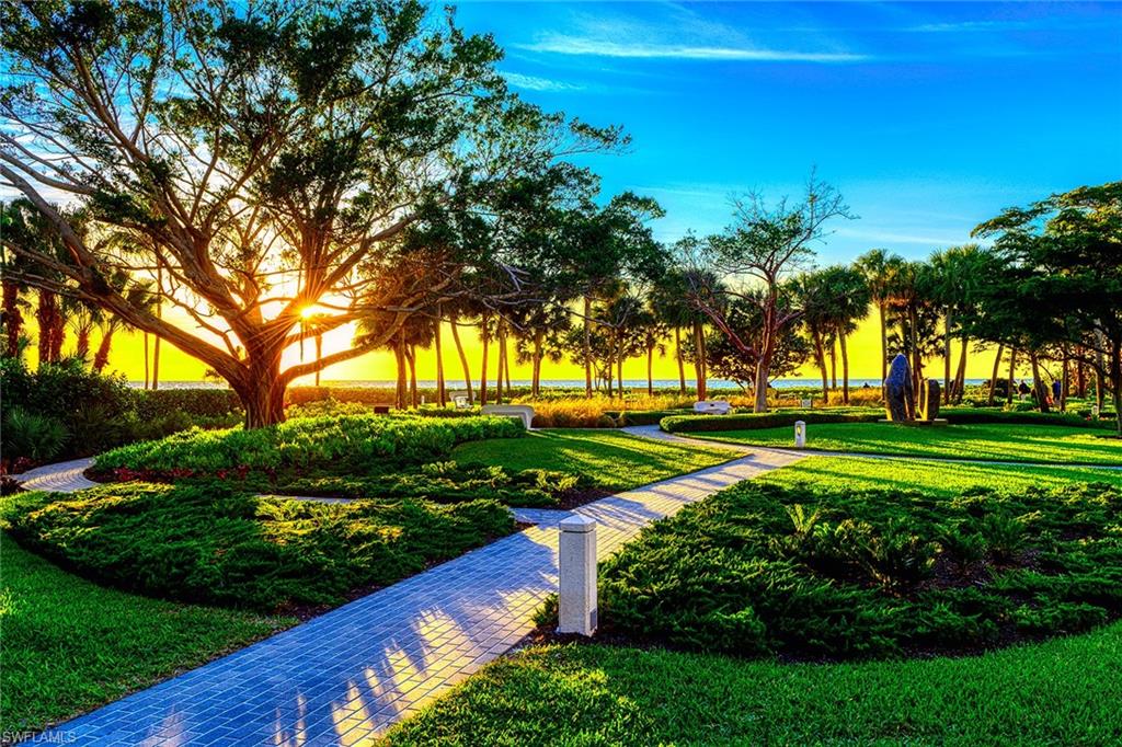 4005 Gulf Shore BLVD N # 805