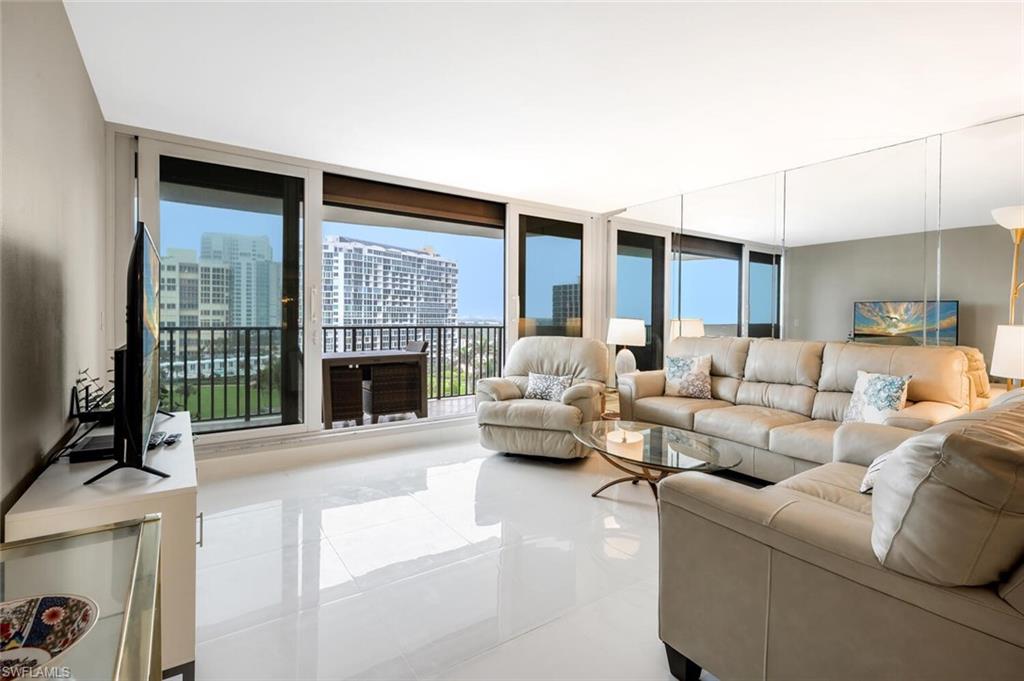 4005 Gulf Shore BLVD N # 805