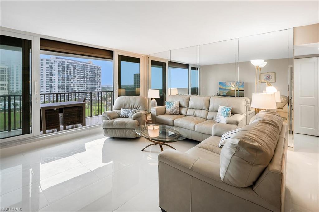 4005 Gulf Shore BLVD N # 805