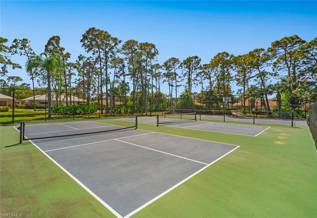 22175 Seashore CIR