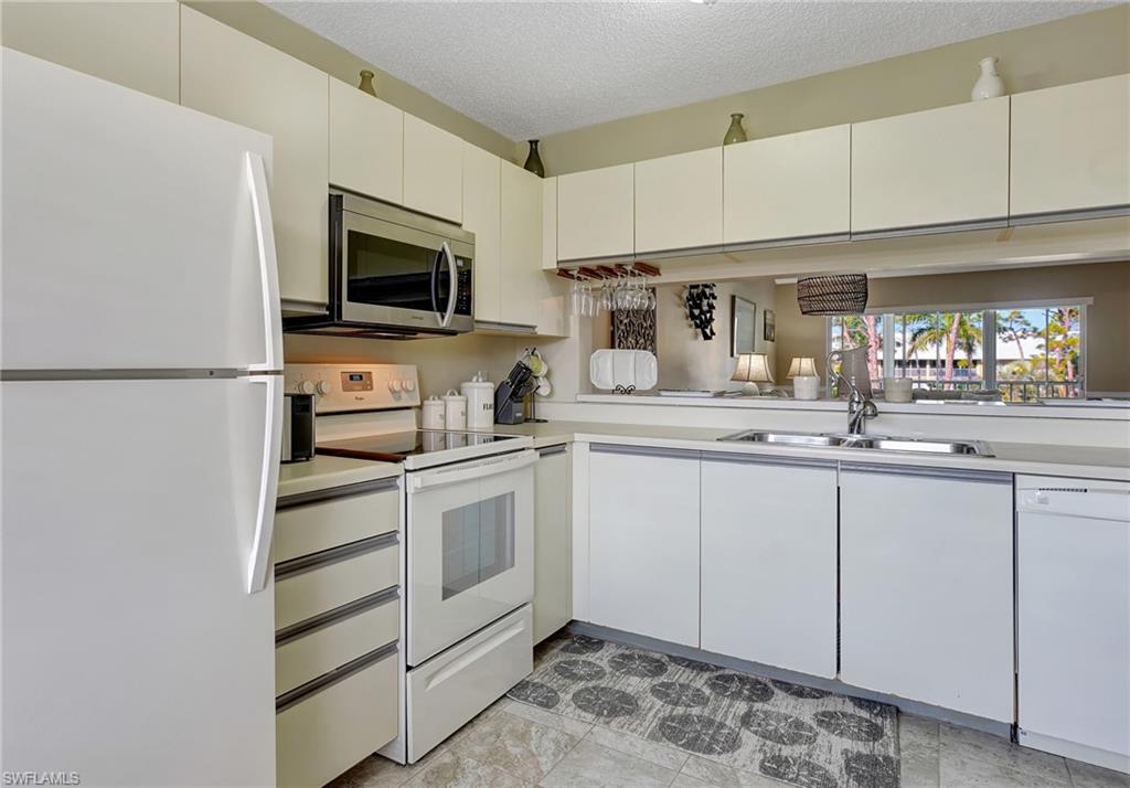 3062 Sandpiper Bay CIR # K302