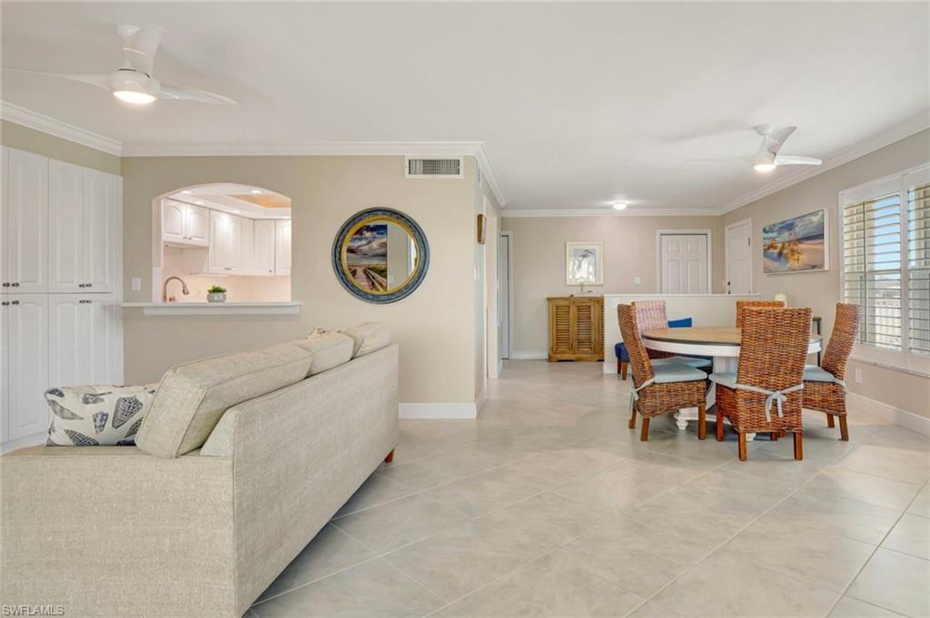 2880 Gulf Shore BLVD N # 410