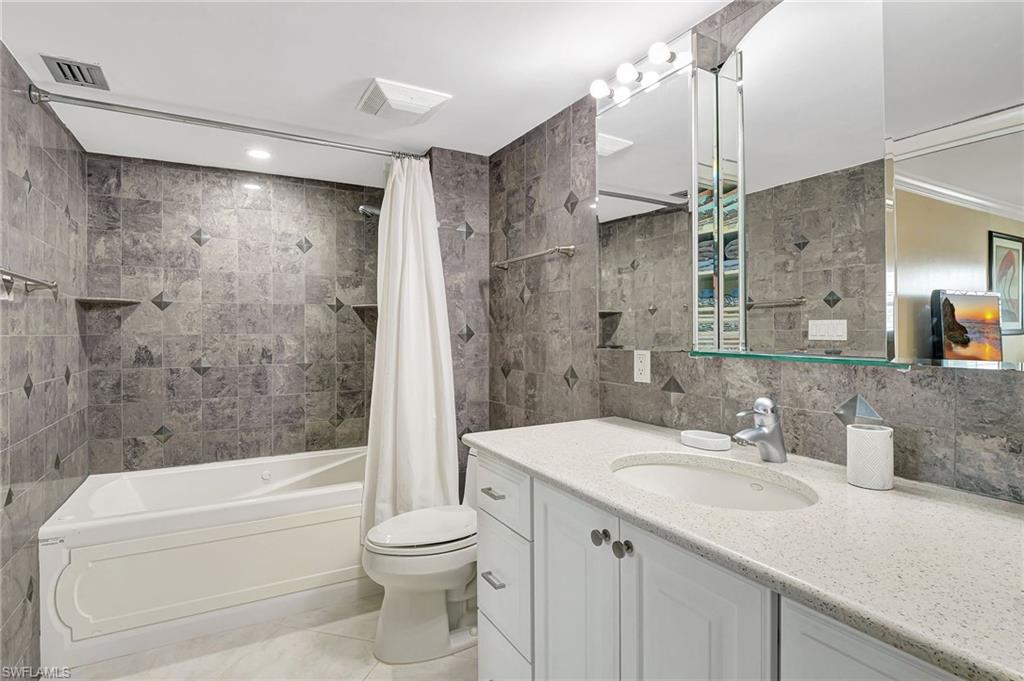 2880 Gulf Shore BLVD N # 410