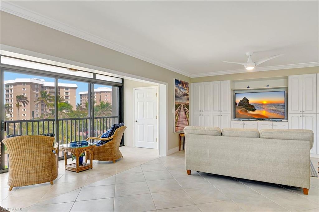 2880 Gulf Shore BLVD N # 410