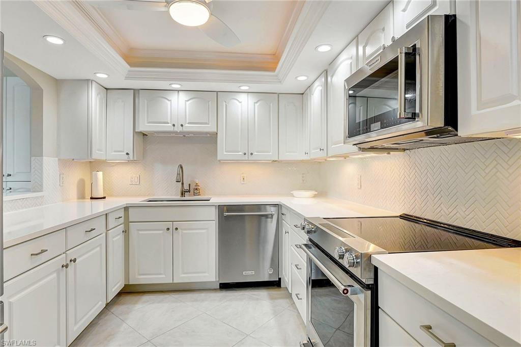 2880 Gulf Shore BLVD N # 410