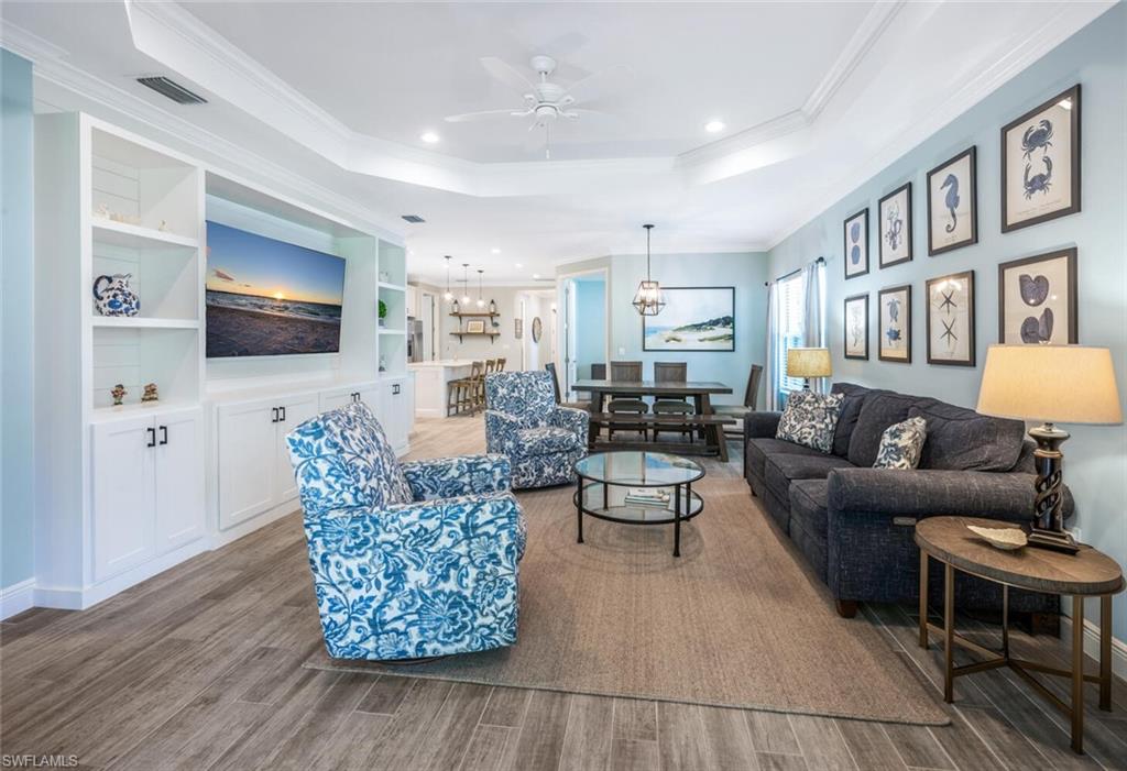 2211 Marquesa CIR