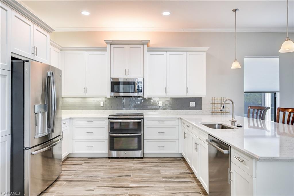 2820 Cinnamon Bay CIR