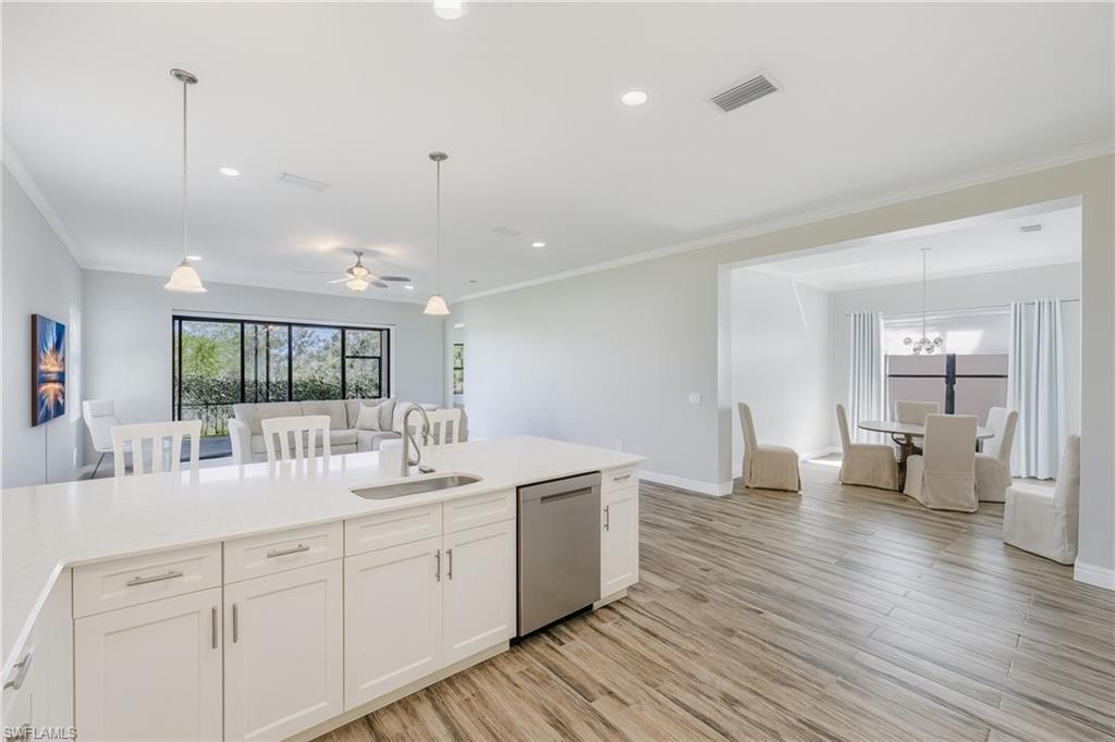 2820 Cinnamon Bay CIR