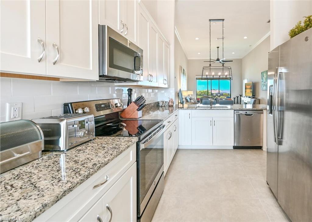 9389 Pocida CT # 202