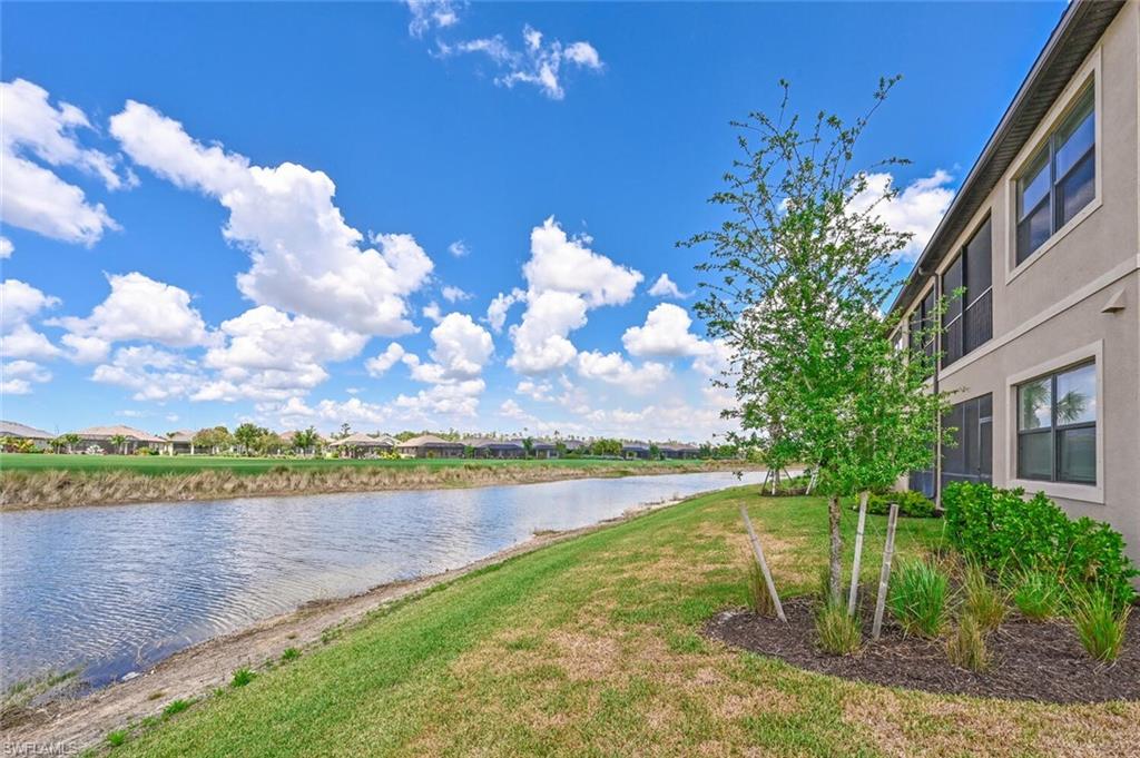 9389 Pocida CT # 202