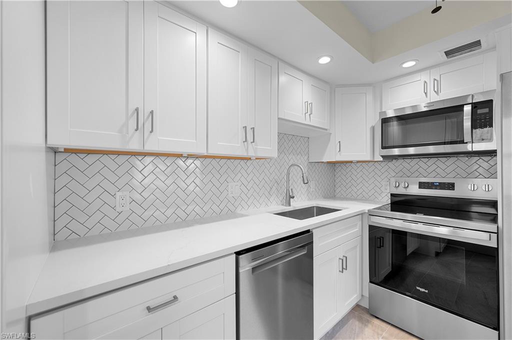 1155 Sandpiper ST # E1