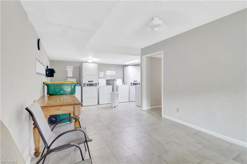 4633 Bayshore DR # M3