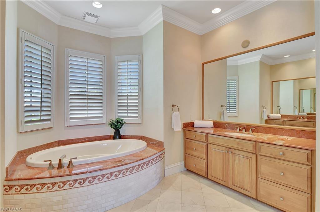 1380 Marlin DR