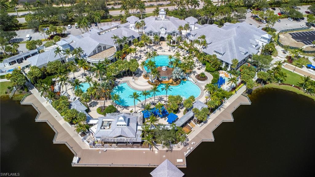 3975 Deer Crossing CT # 102