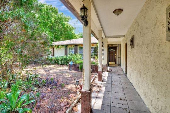 5251 BOXWOOD WAY