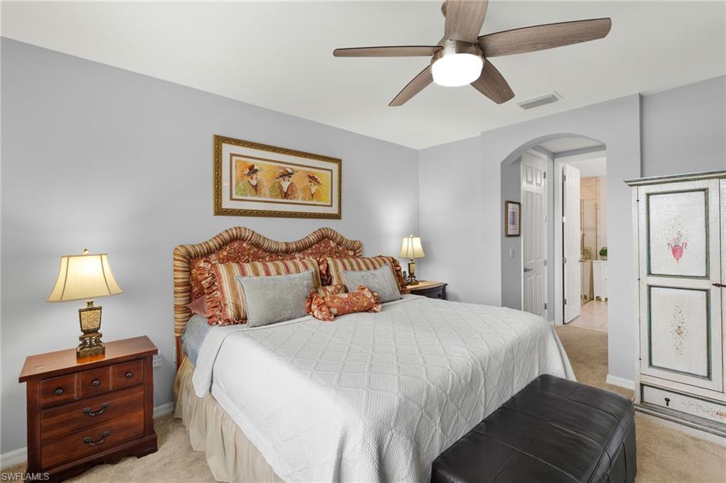 14615 Edgewater CIR