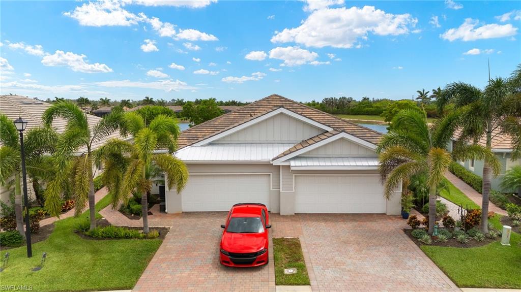 14615 Edgewater CIR