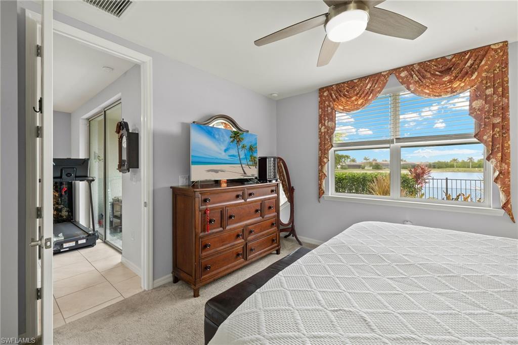 14615 Edgewater CIR