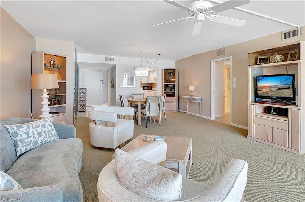 1919 Gulf Shore BLVD N # 201