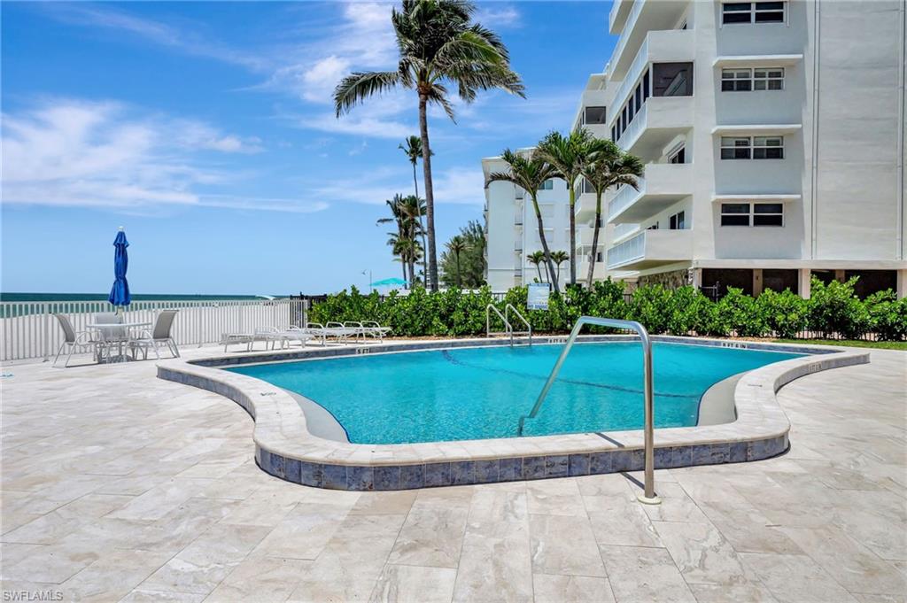 1919 Gulf Shore BLVD N # 201