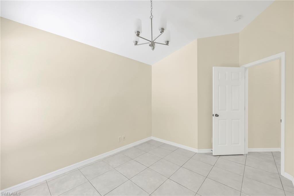 15015 Savannah DR