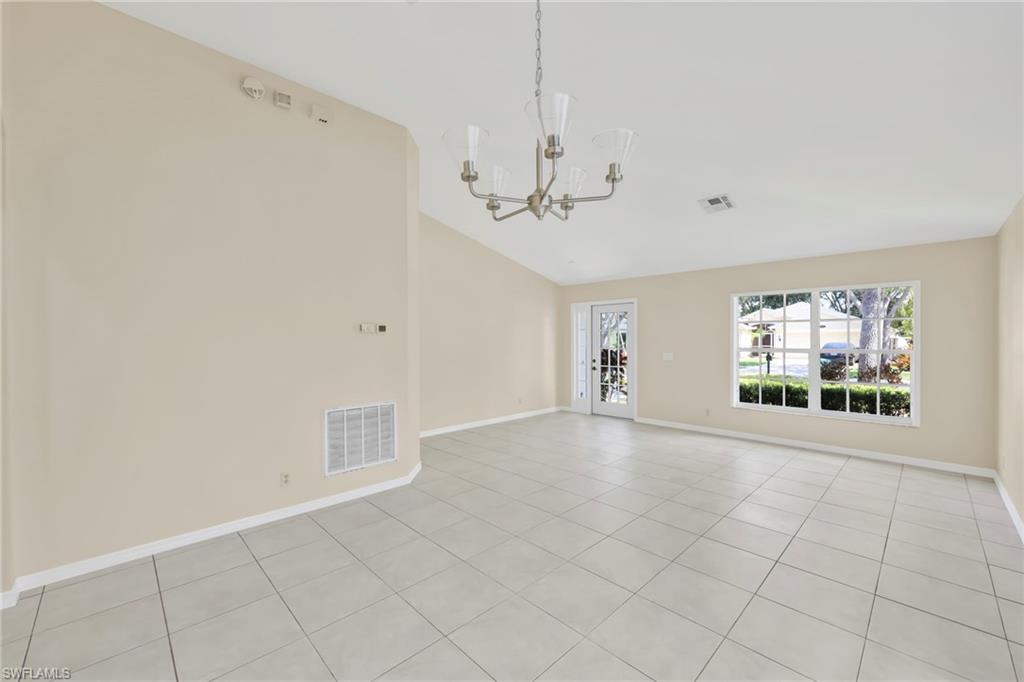 15015 Savannah DR
