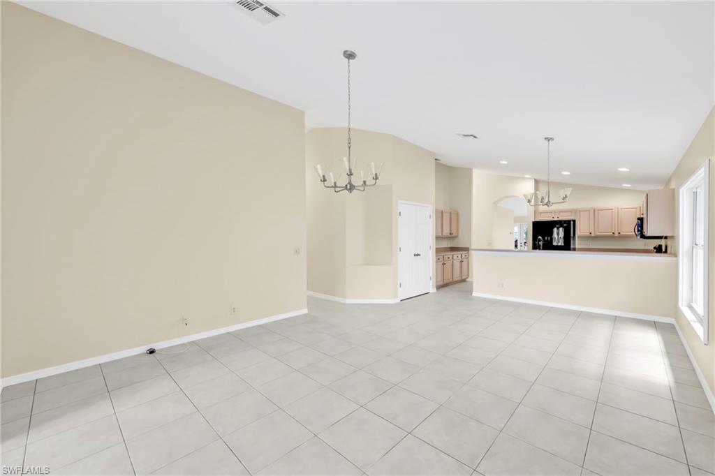 15015 Savannah DR