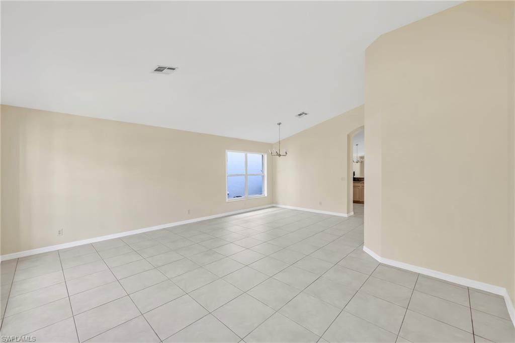 15015 Savannah DR