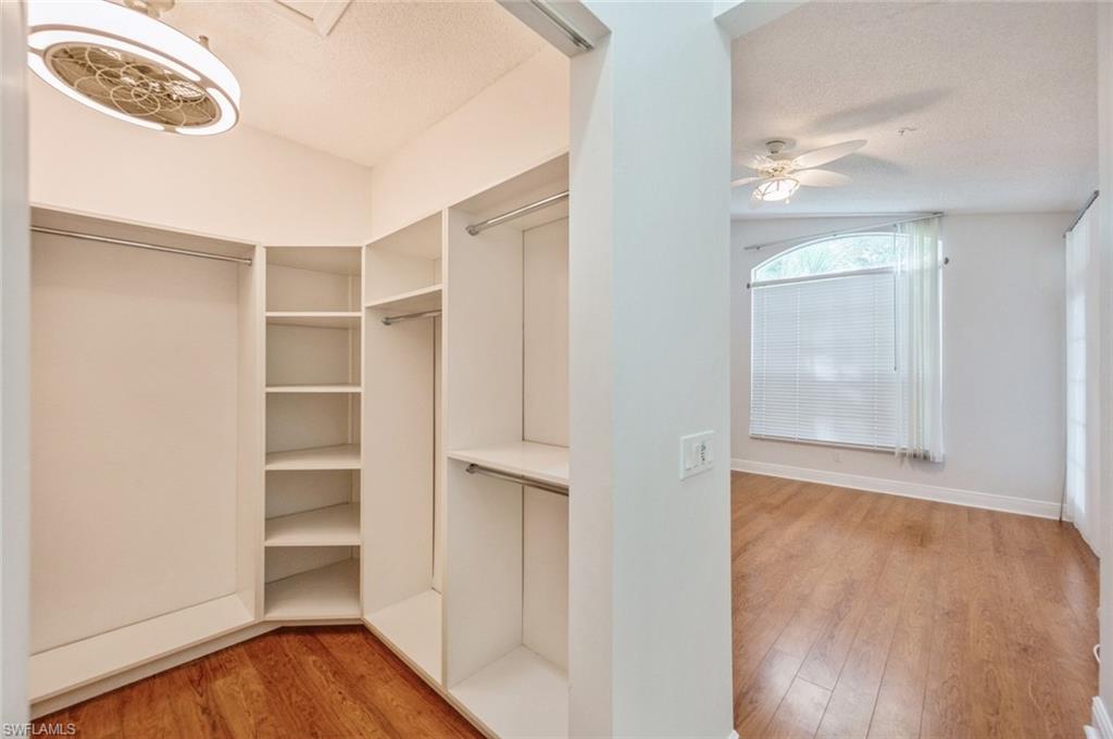 74 Silver Oaks CIR # 202 Unit: 9-202