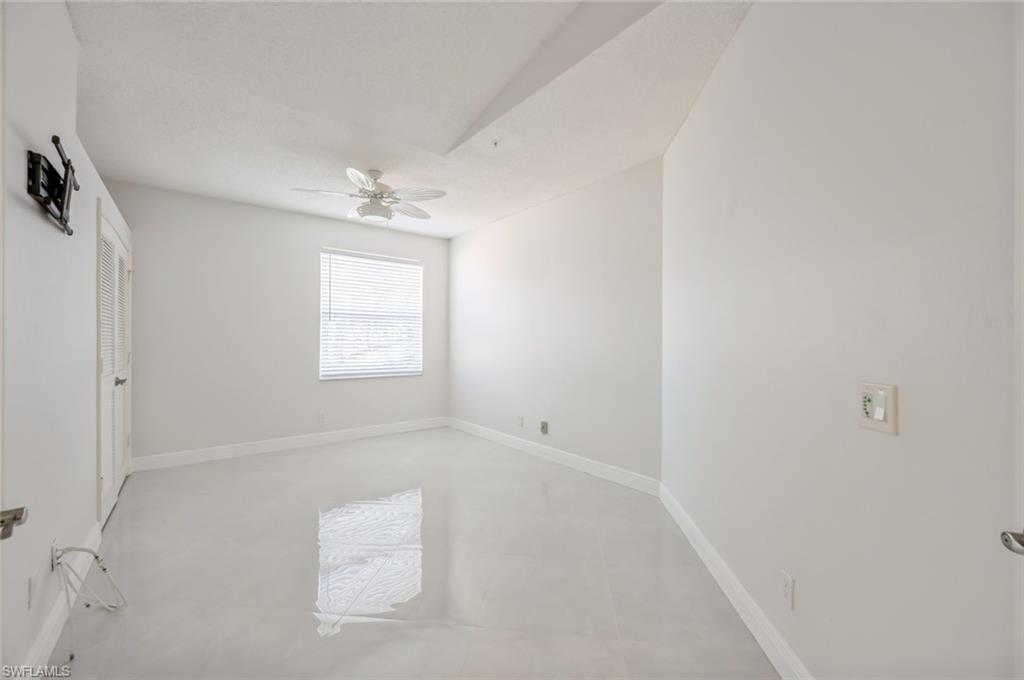 74 Silver Oaks CIR # 202 Unit: 9-202