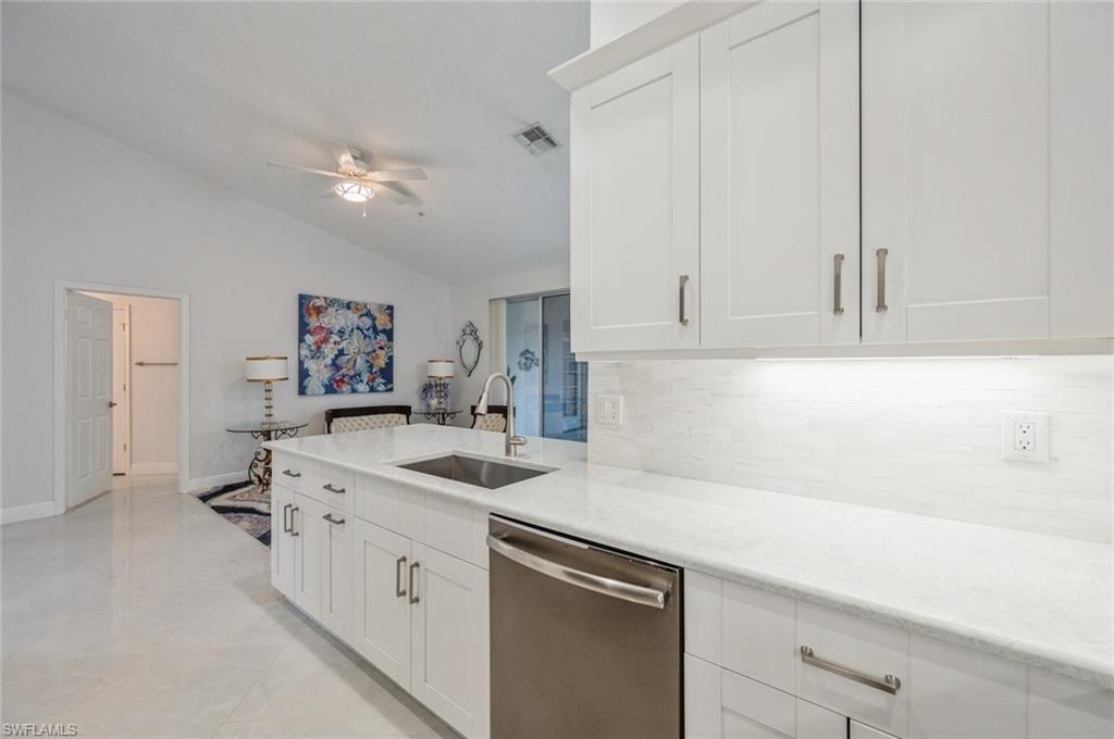 74 Silver Oaks CIR # 202 Unit: 9-202