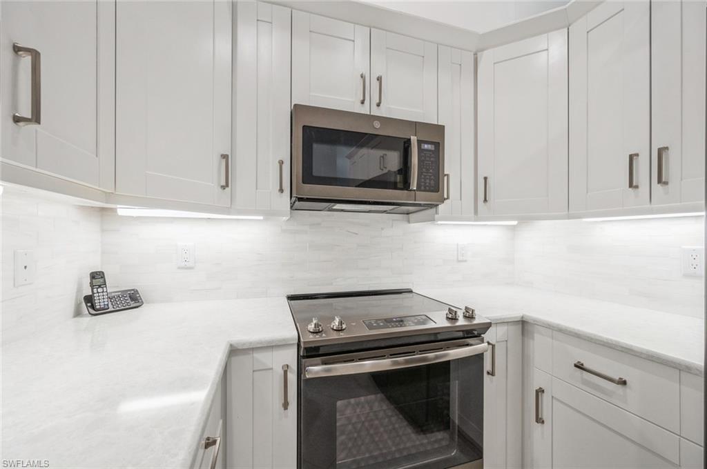 74 Silver Oaks CIR # 202 Unit: 9-202