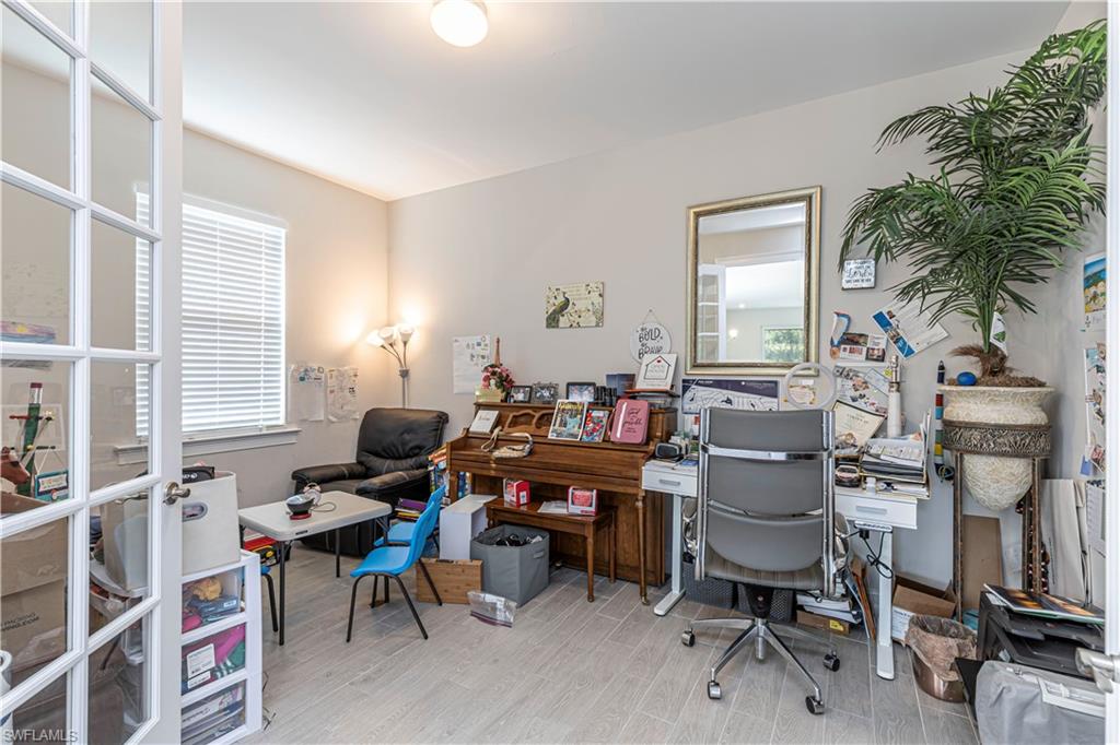 1050 ENBROOK LOOP