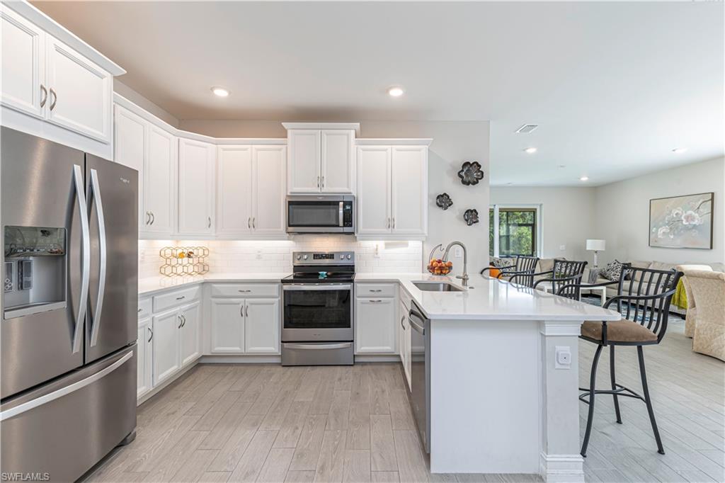 1050 ENBROOK LOOP
