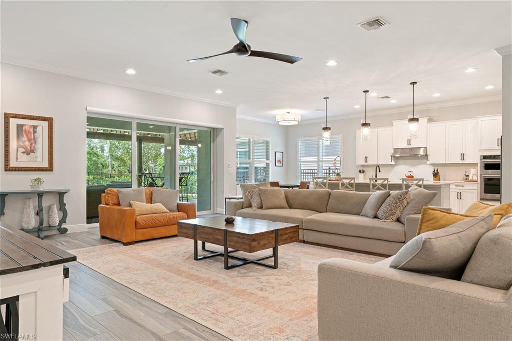 3725 Helmsman DR